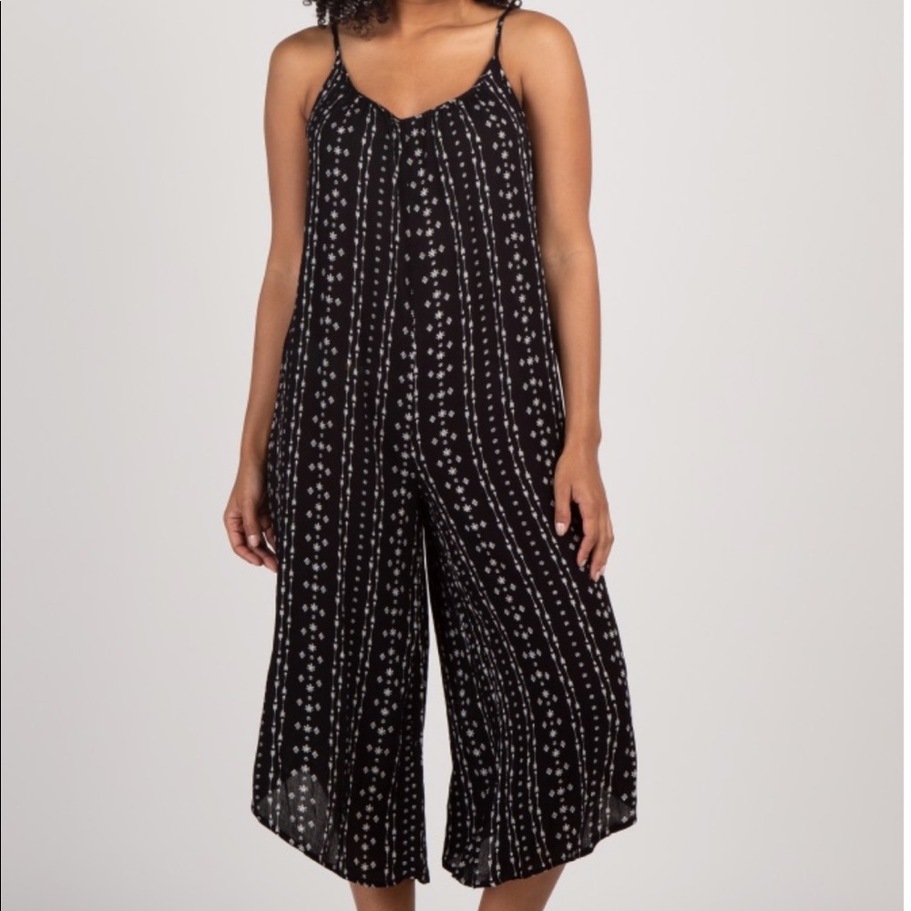 Pinkbluah black arrow maternity jumpsuit NWOT